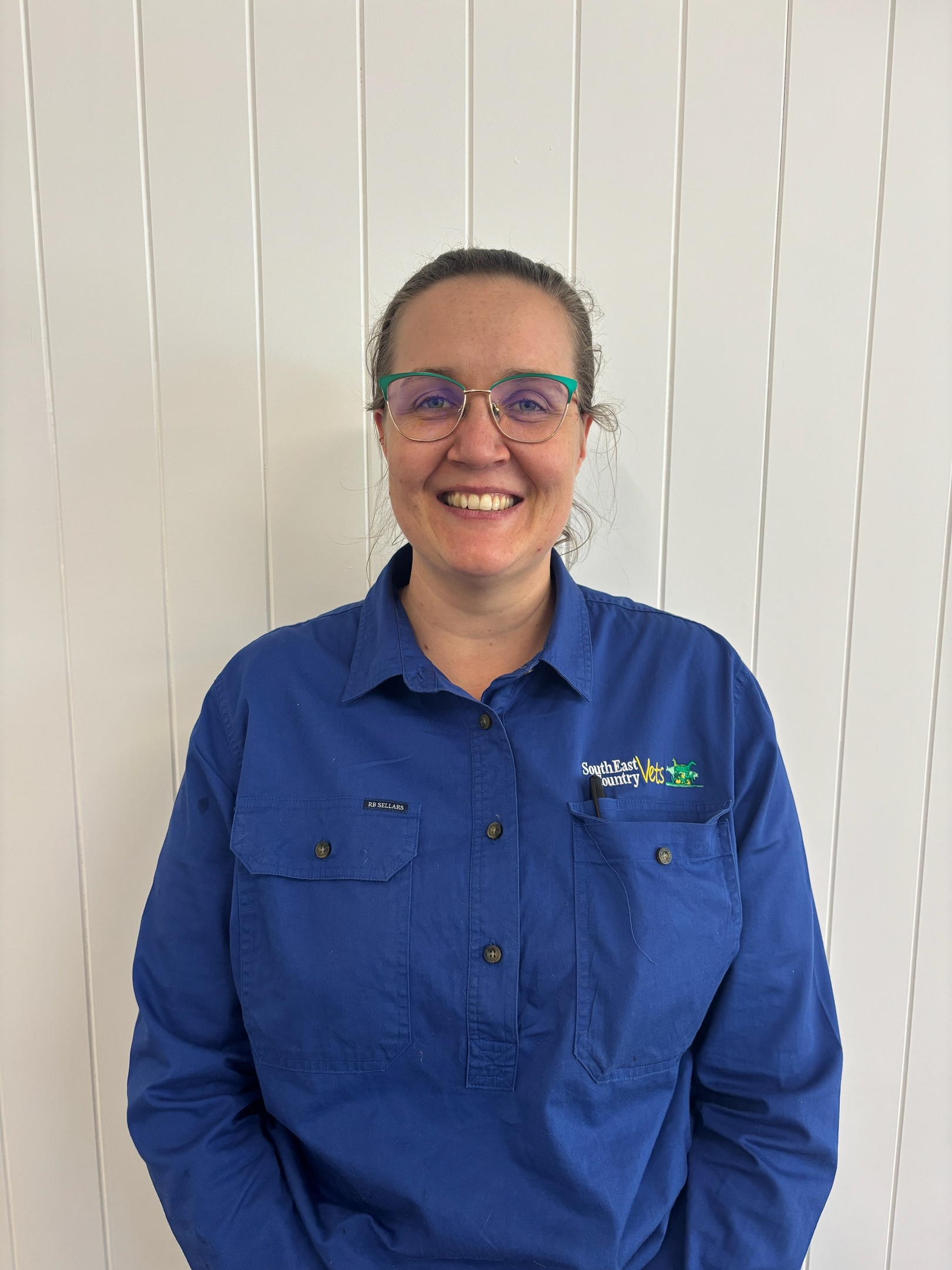Vet near Nanango